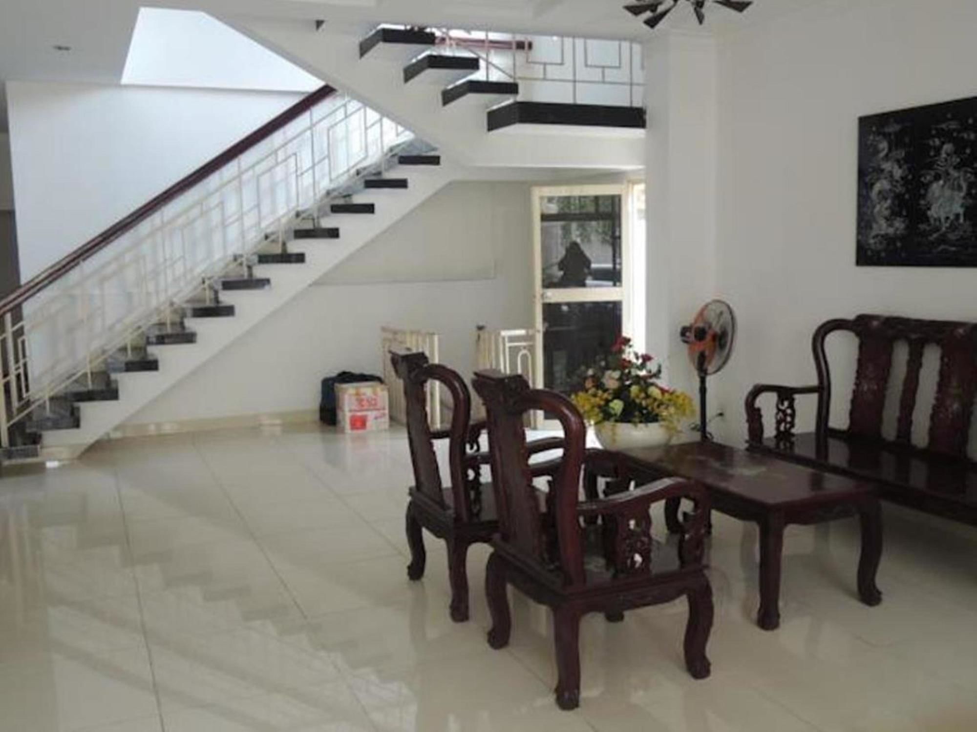 Phung Long Khách sạn